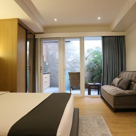 Treehouse Suites - Boutique Serviced Apartment Jakarta Exteriör bild