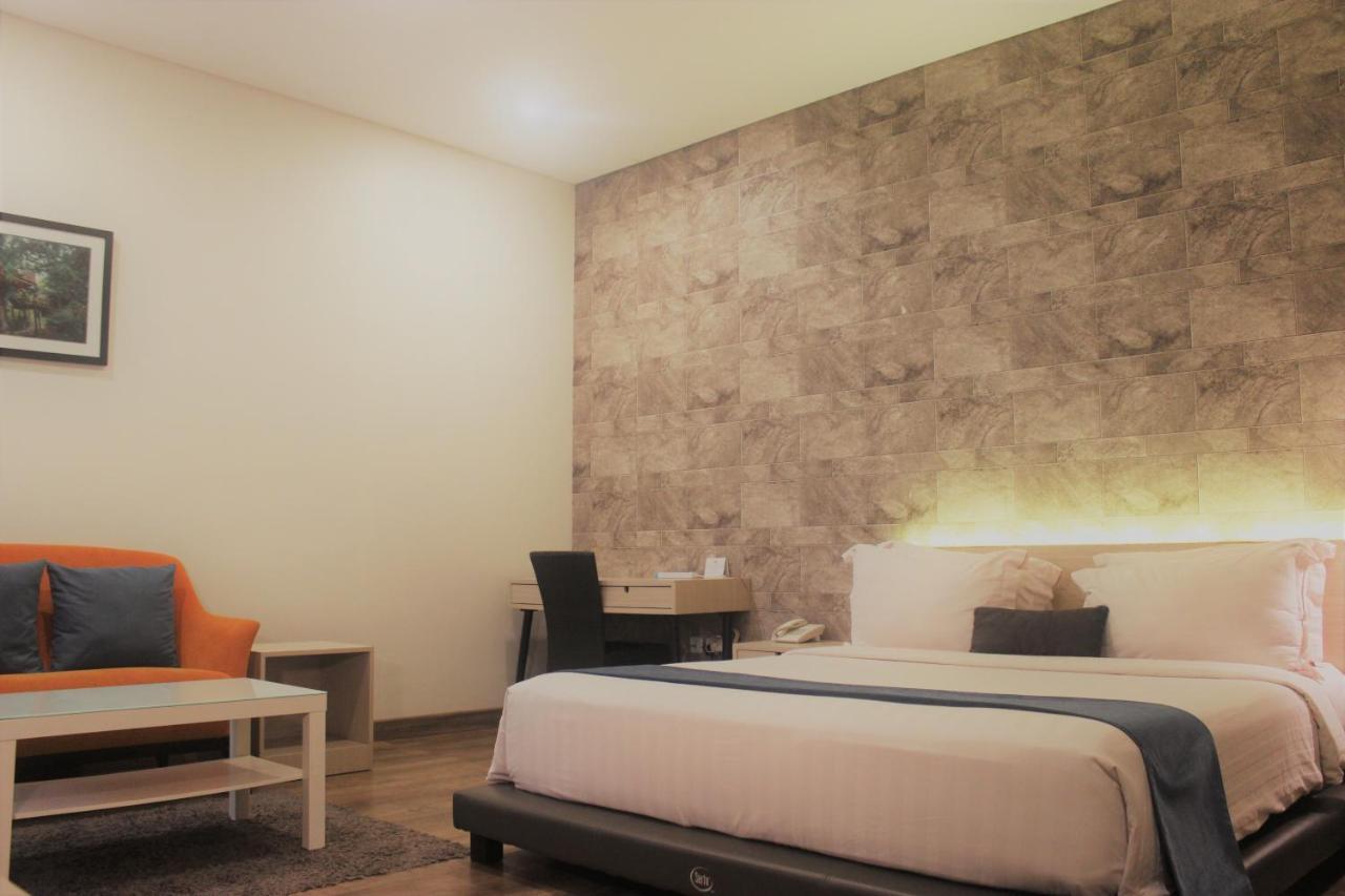 Treehouse Suites - Boutique Serviced Apartment Jakarta Exteriör bild